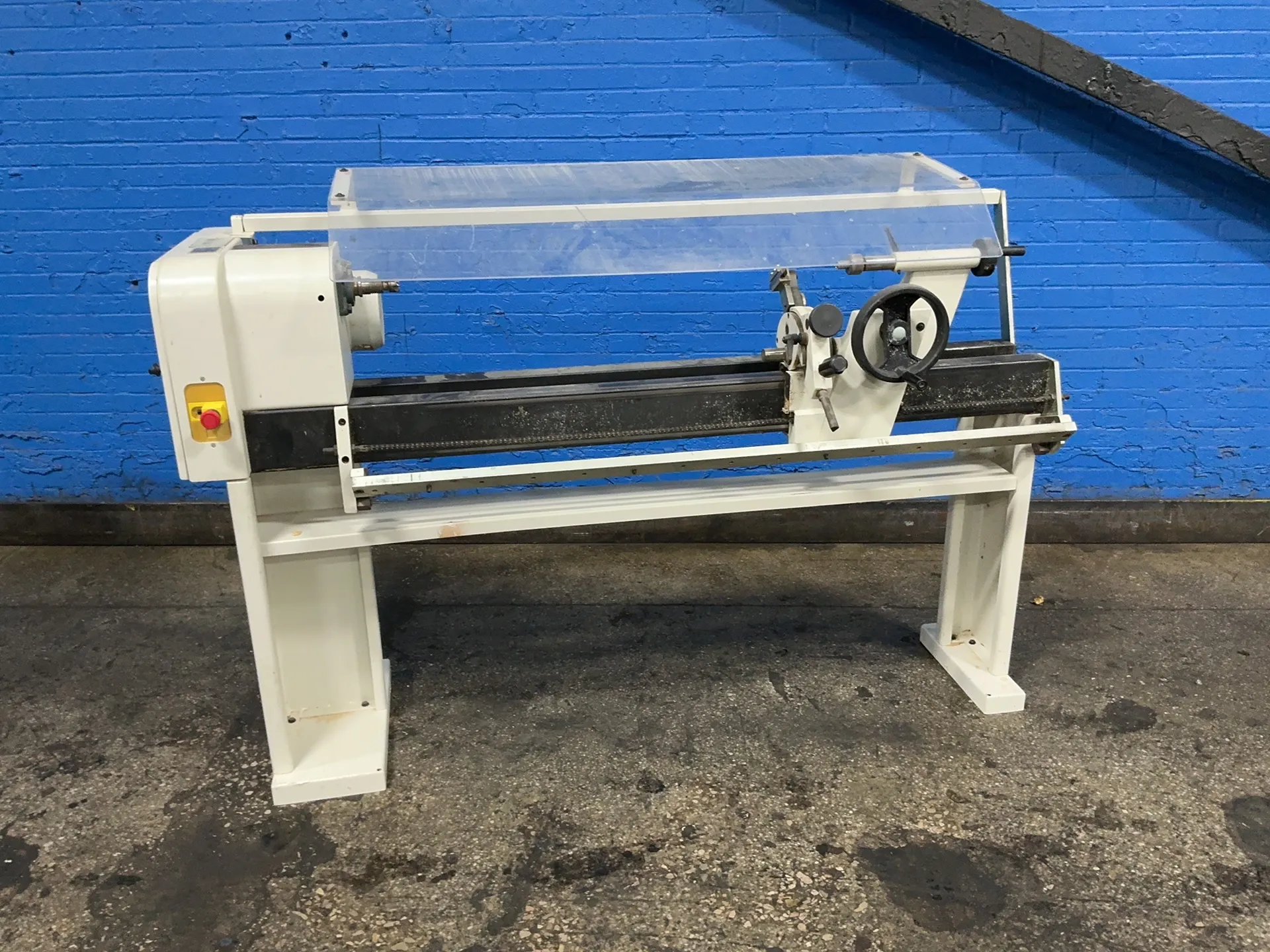 16" x 36" Mini Max #T-124, woodworking lathe, tailstock, 1.52 KW