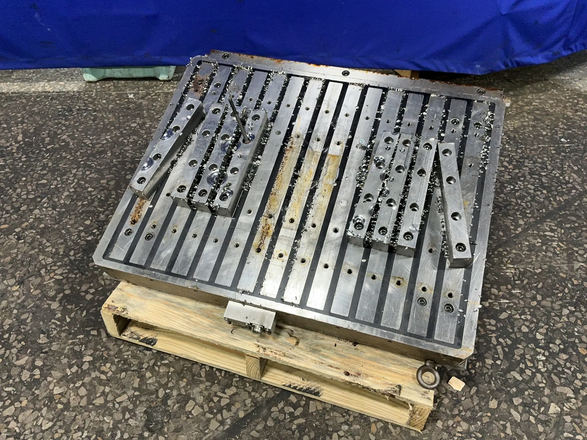 27" x 35" slotted bolster plate