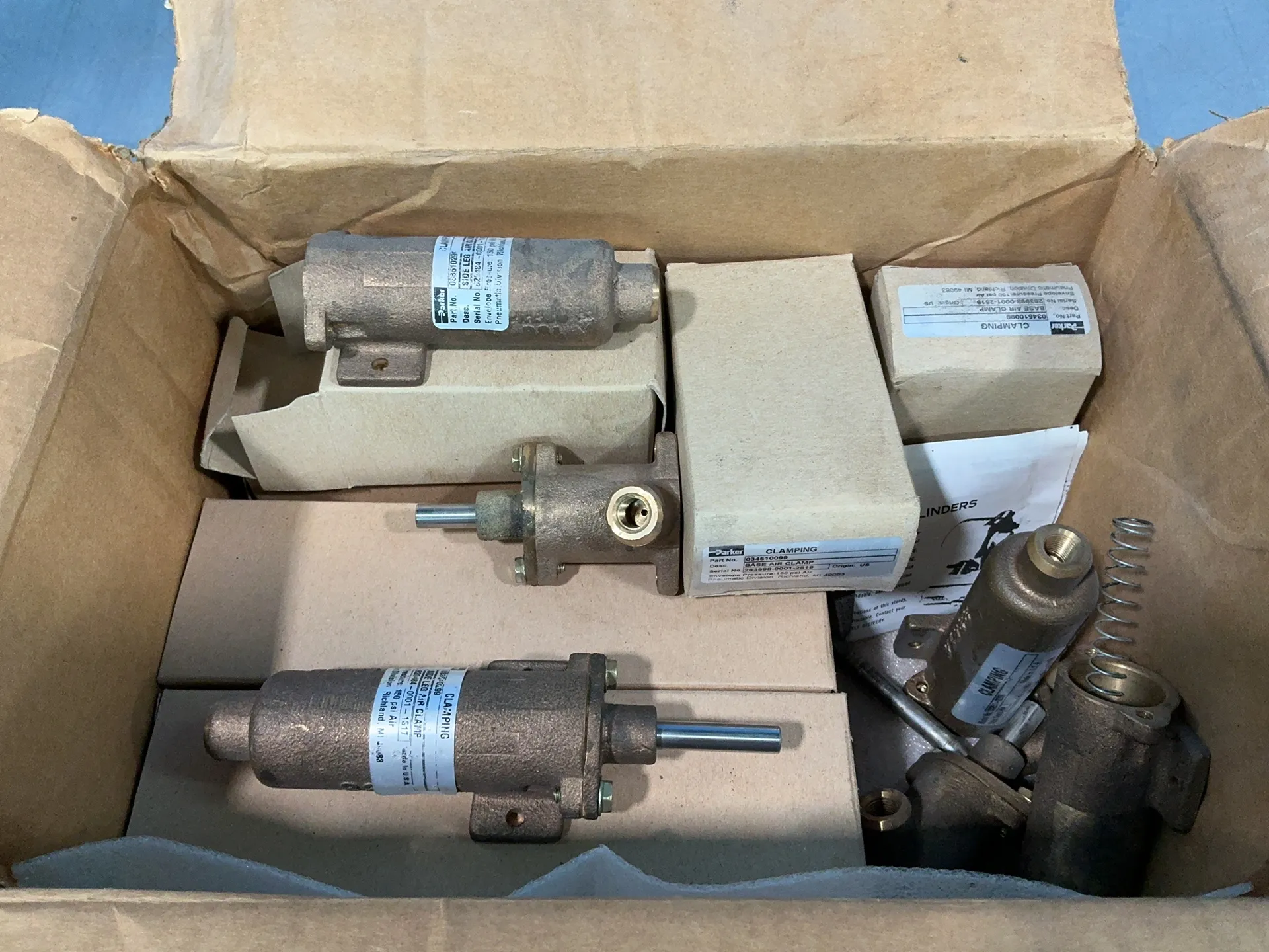 Parker, misc. clamps / cylinders