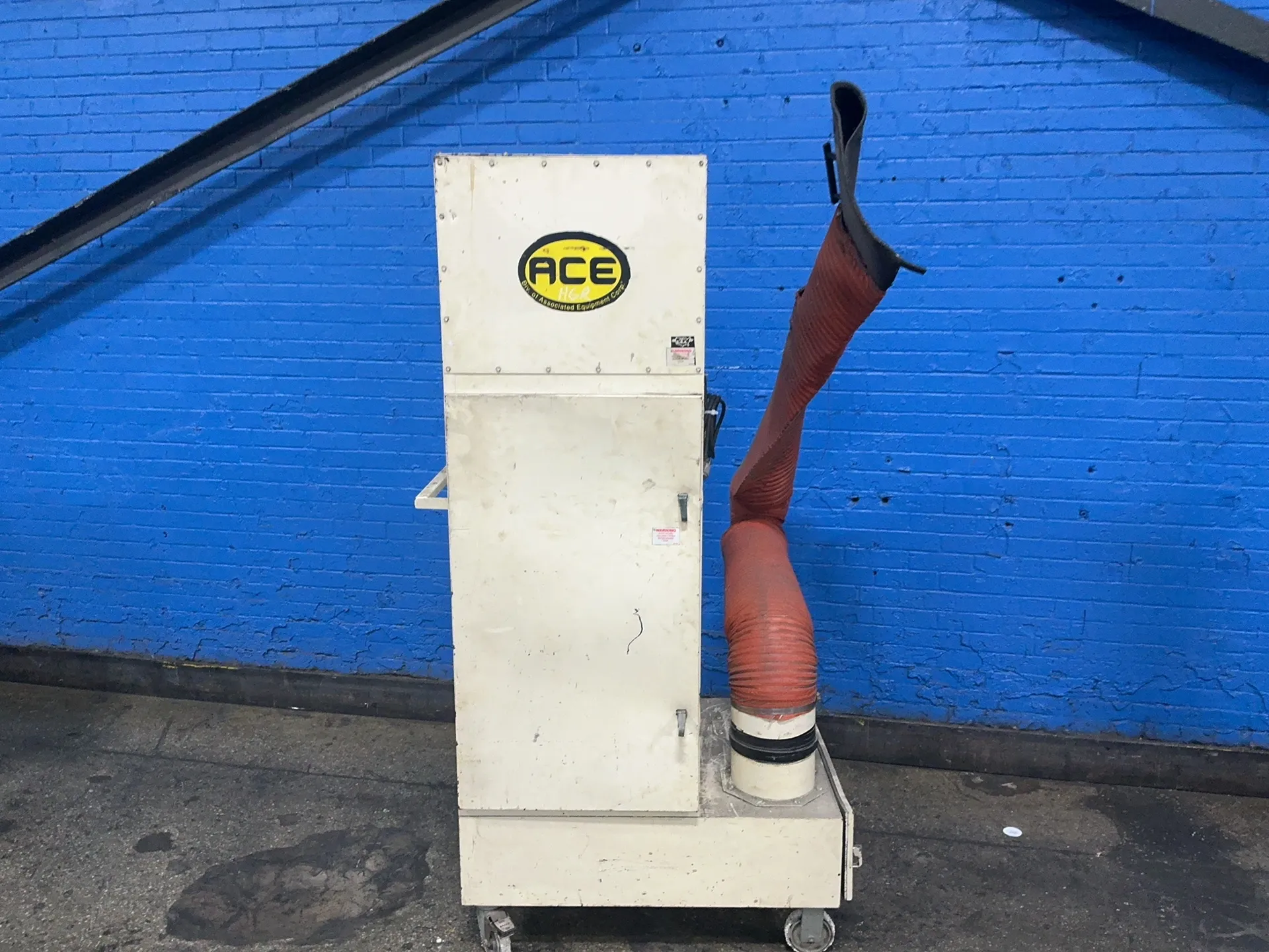 ACE Industrial Products #73-800, Dust Collector, 12 A, 115 V.