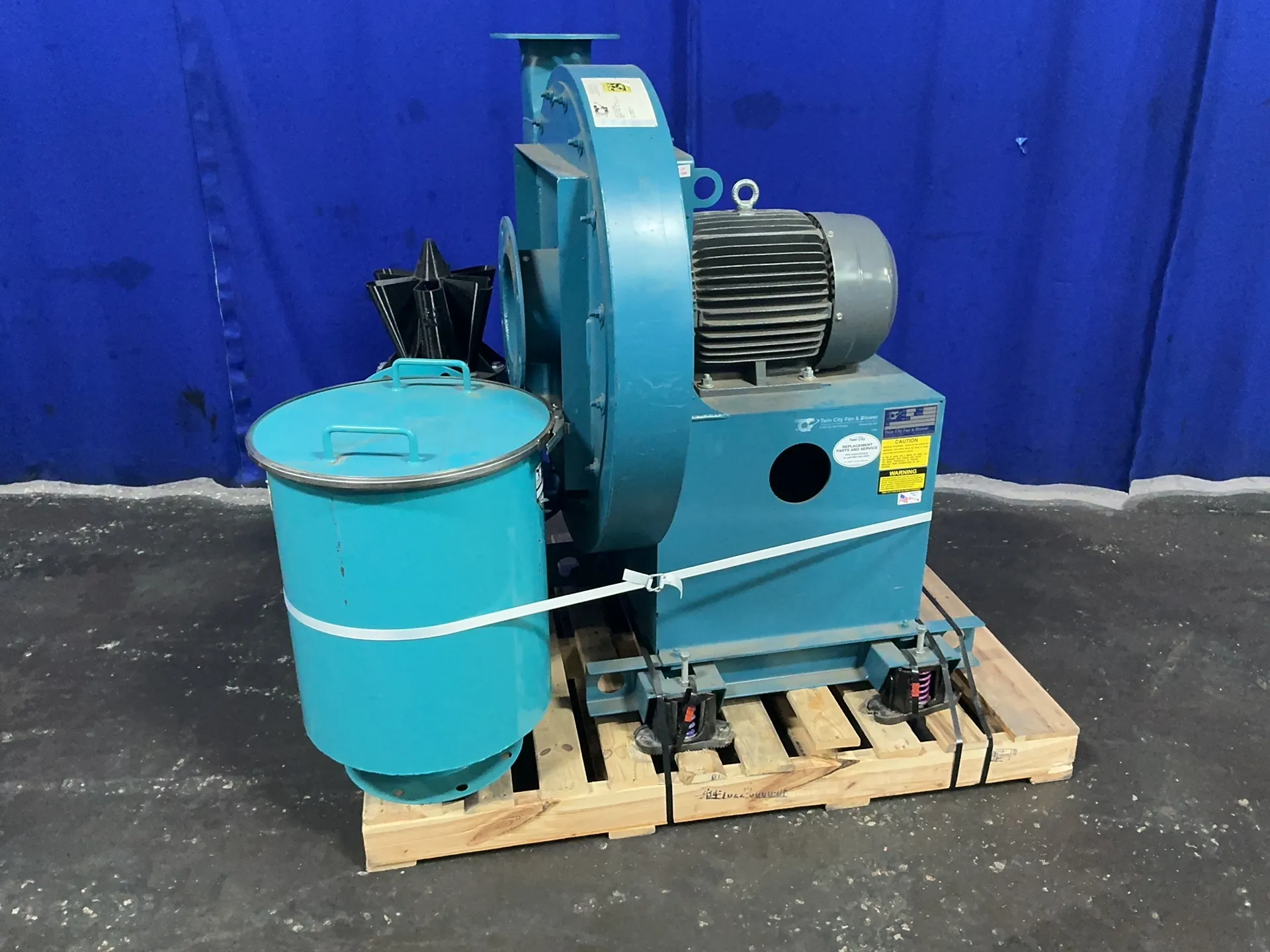 Twin City Fan & Blower #TBNS-SW, Blower Unit, 15 HP, 3525 RPM, 33.2/16.6 A, 230/460 V.