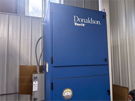 1850 cfm Donaldson Torit #WSO-FM25-1, mist collector, 3 HP, 245 sq.ft. filter media, cross-flow drainage