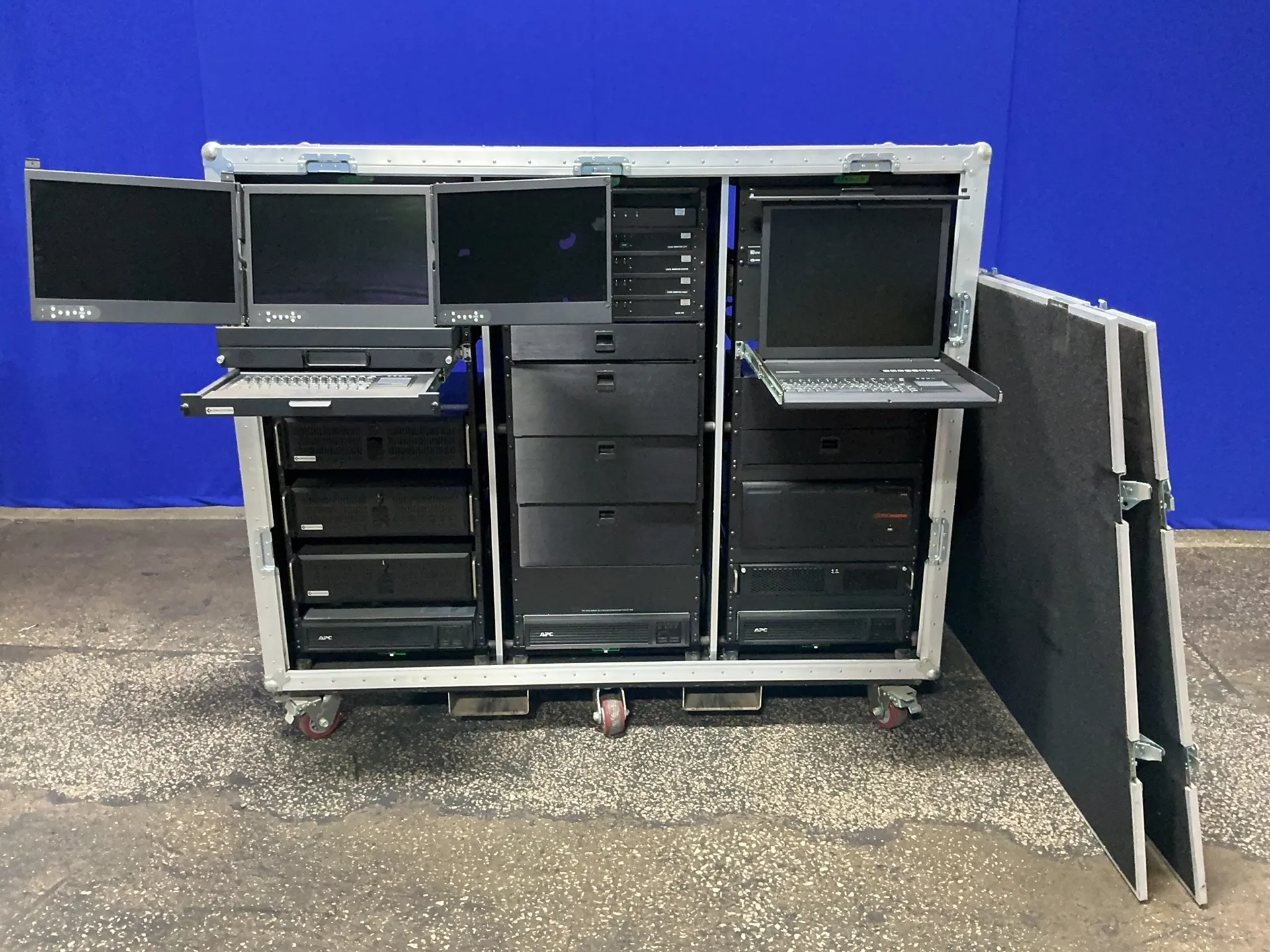 A & S, Portable Audio Visual Production Unit, tri-fold 9" x 14.5" screens, 12" x 15" screen