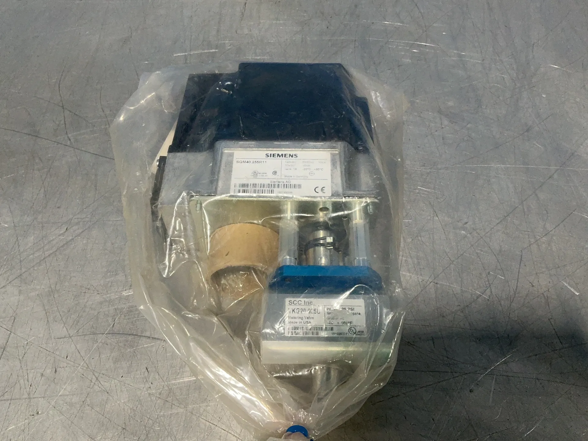 Siemens / SCC #SQM40.255R11/VKG20.025U, Metering Valve and Actuator Assembly, 25 psi, 120 Volts