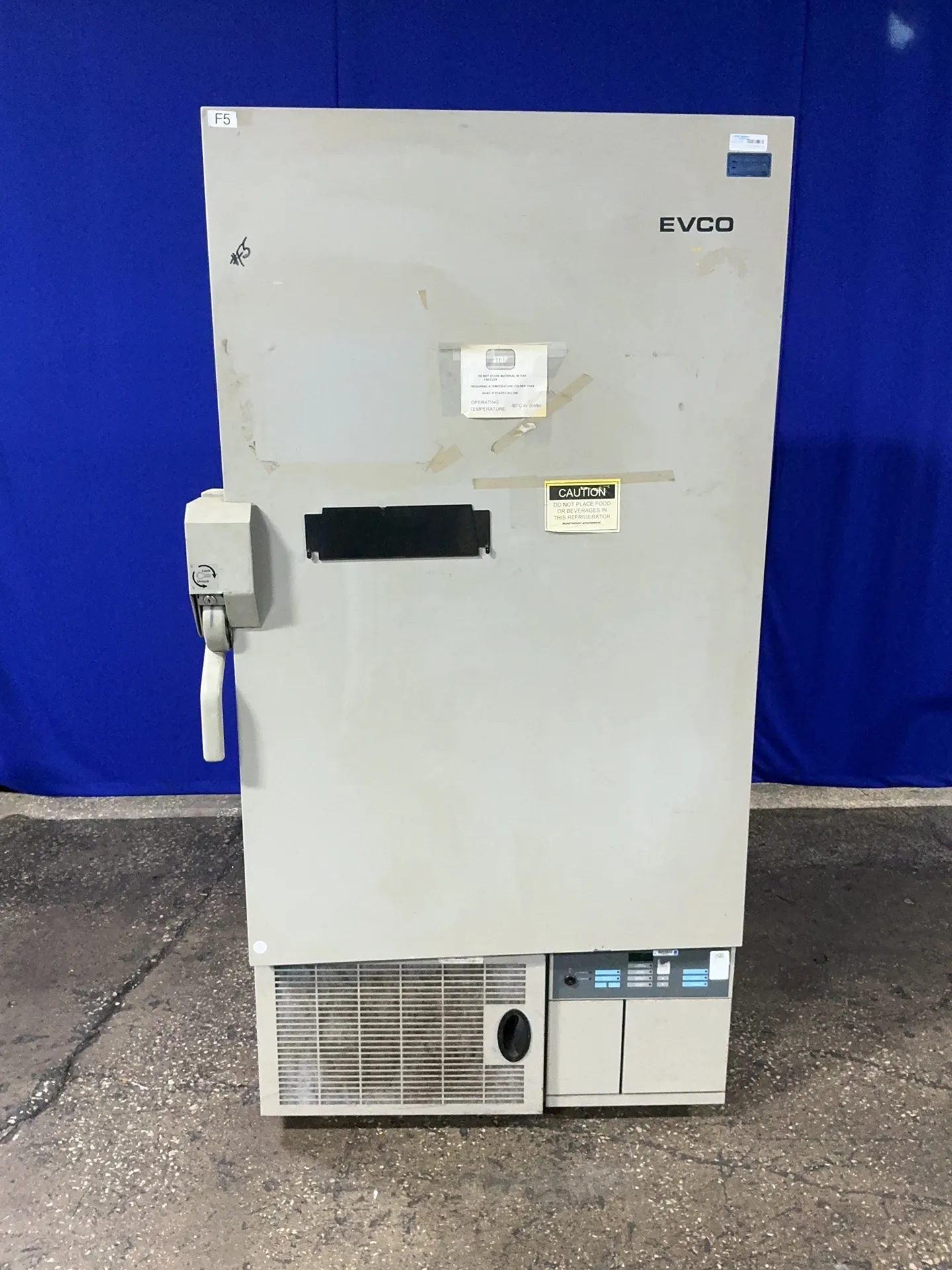 Kendro #ULT2140-5-A37, Laboratory Freezer, 24" x 28" x 50", R-134A, R-404A, 11 Amp
