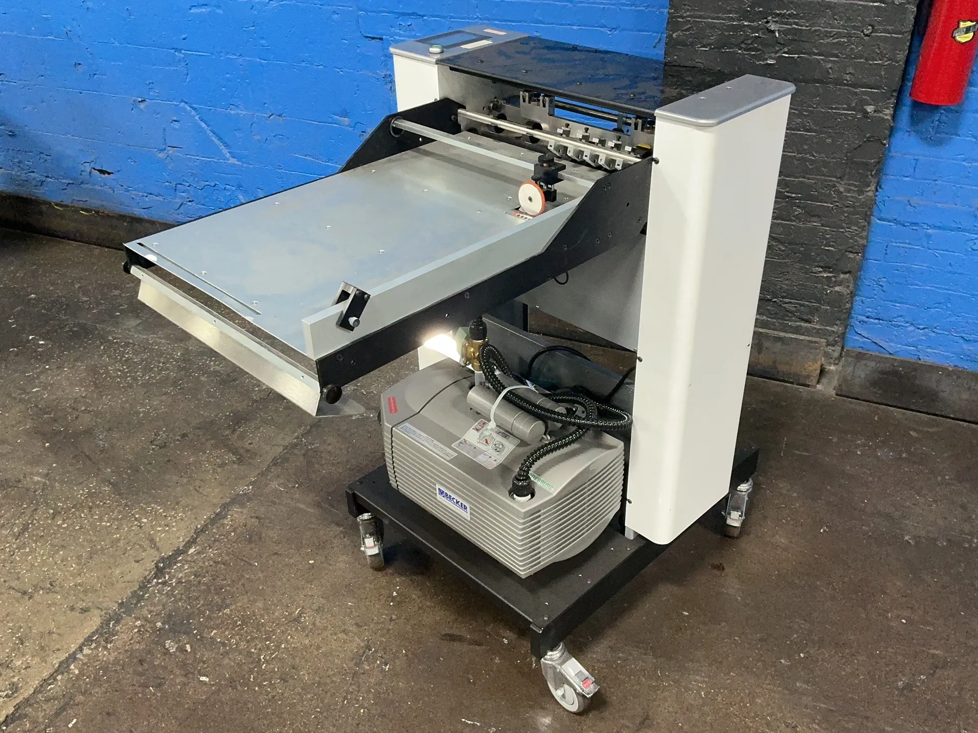MBM #ICREASEAIR, Air-Fed Paper Creaser, 19" x 28", 2" disk, 30 m3/h, 500 mbar, 1660 RPM