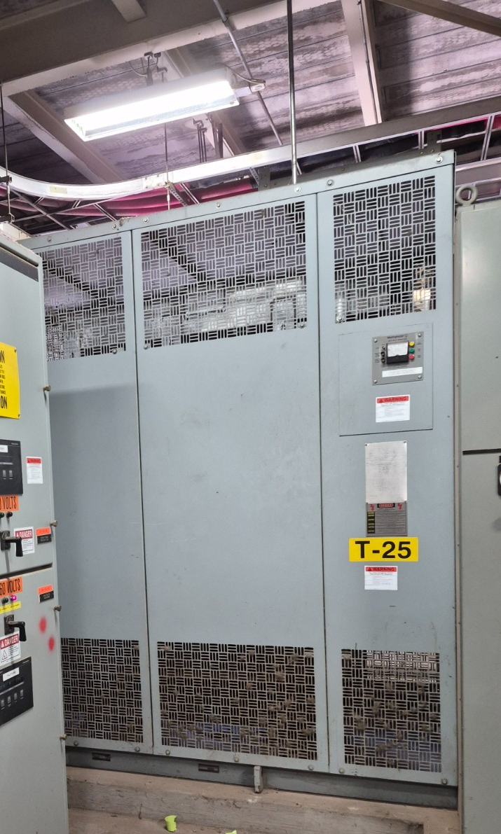 2000/2667 KVA 4160 Delta Primary, 480Y/277 Secondary, Westinghouse, Type DSL, Cast Coil Dry Type Transformer