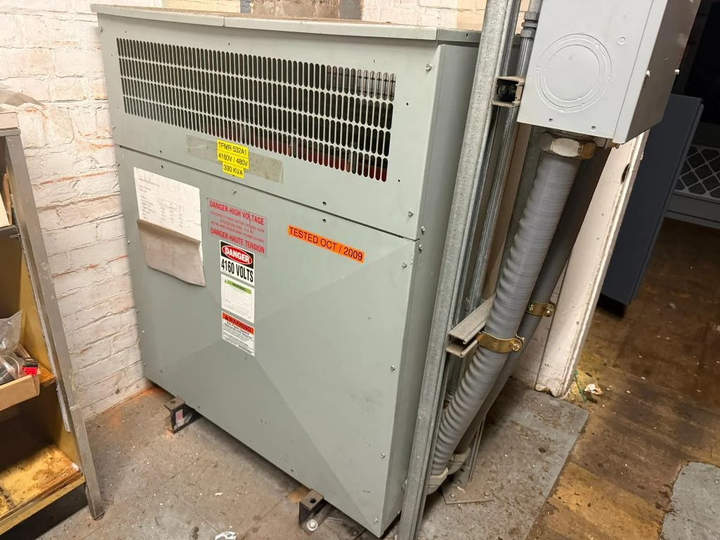 330 KVA 4160 Primary, 480 Secondary, Hammond, Dry Type Transformer, Step-Down, 3 Phase
