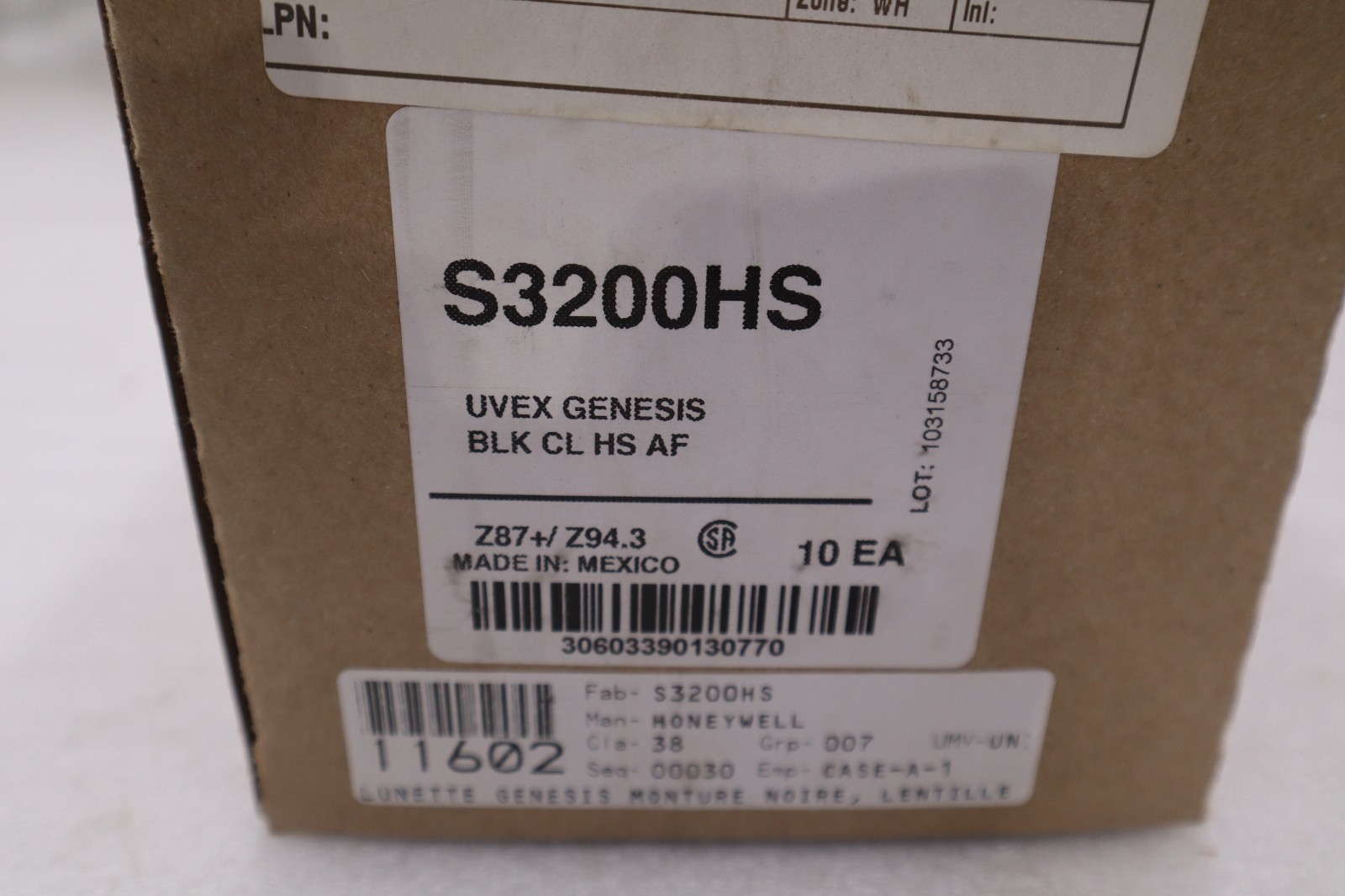 Honeywell Uvex #S3200HS, Genesis, BLK CL HS, LOT of 10