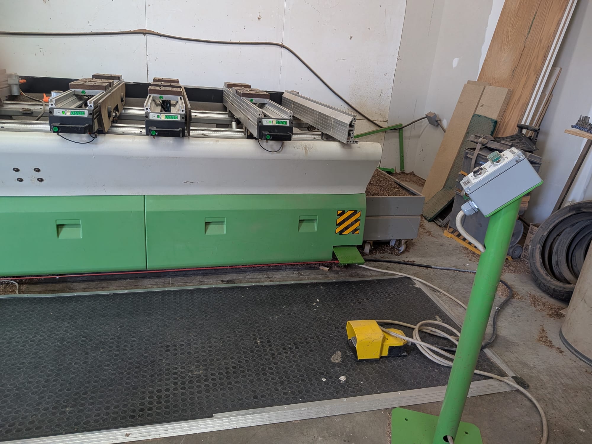 Biesse #Rover-23, 3-Axis CNC Machining Center, 114" X, 51" Y, 5" Z, 5" saw unit, 10 drilling spindles, Biesse