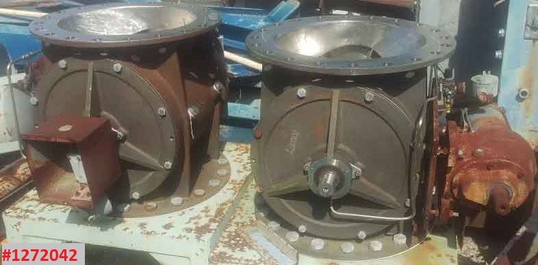 18" diameter Ducon, rotary airlock, Stainless Steel, open rotor, 1.5 HP (2 available)