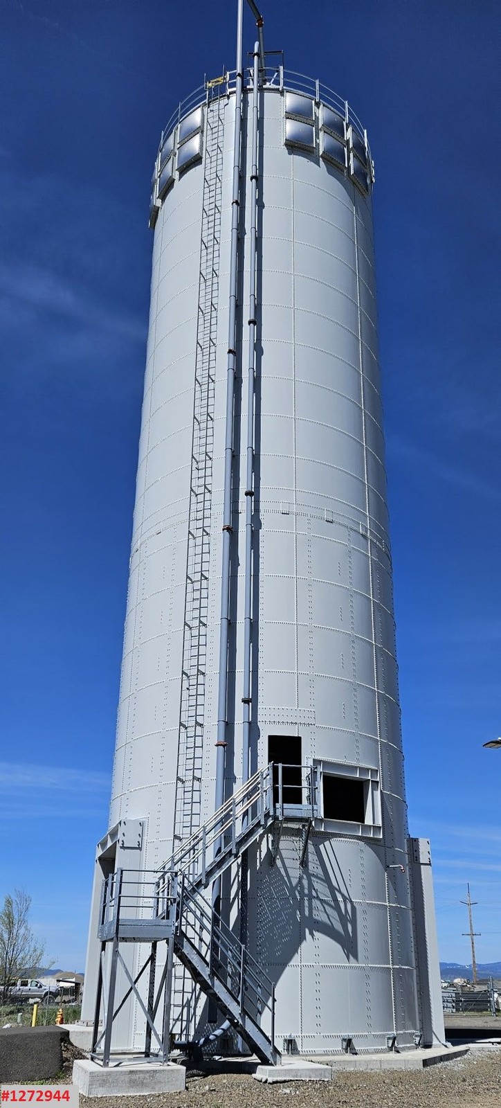 296500 galón silo, 29' 8" x 60' con cono de 15', acero al carbón, 39636 cu.ft., 3.0 oz/sq.in., 25 PCF