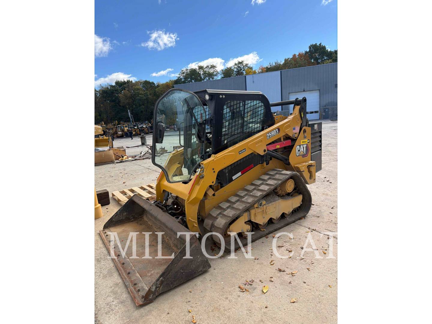 Caterpillar 259D3, 1371 hours, S/N: CW907900, 2021