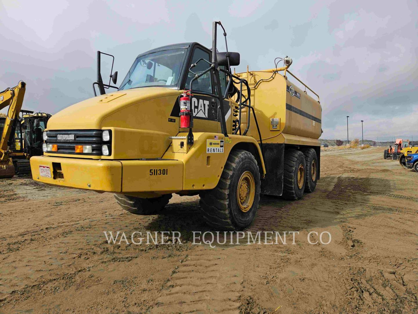 Caterpillar 730, Water Wagon, 9763 hours, S/N: B1M04049, 2013