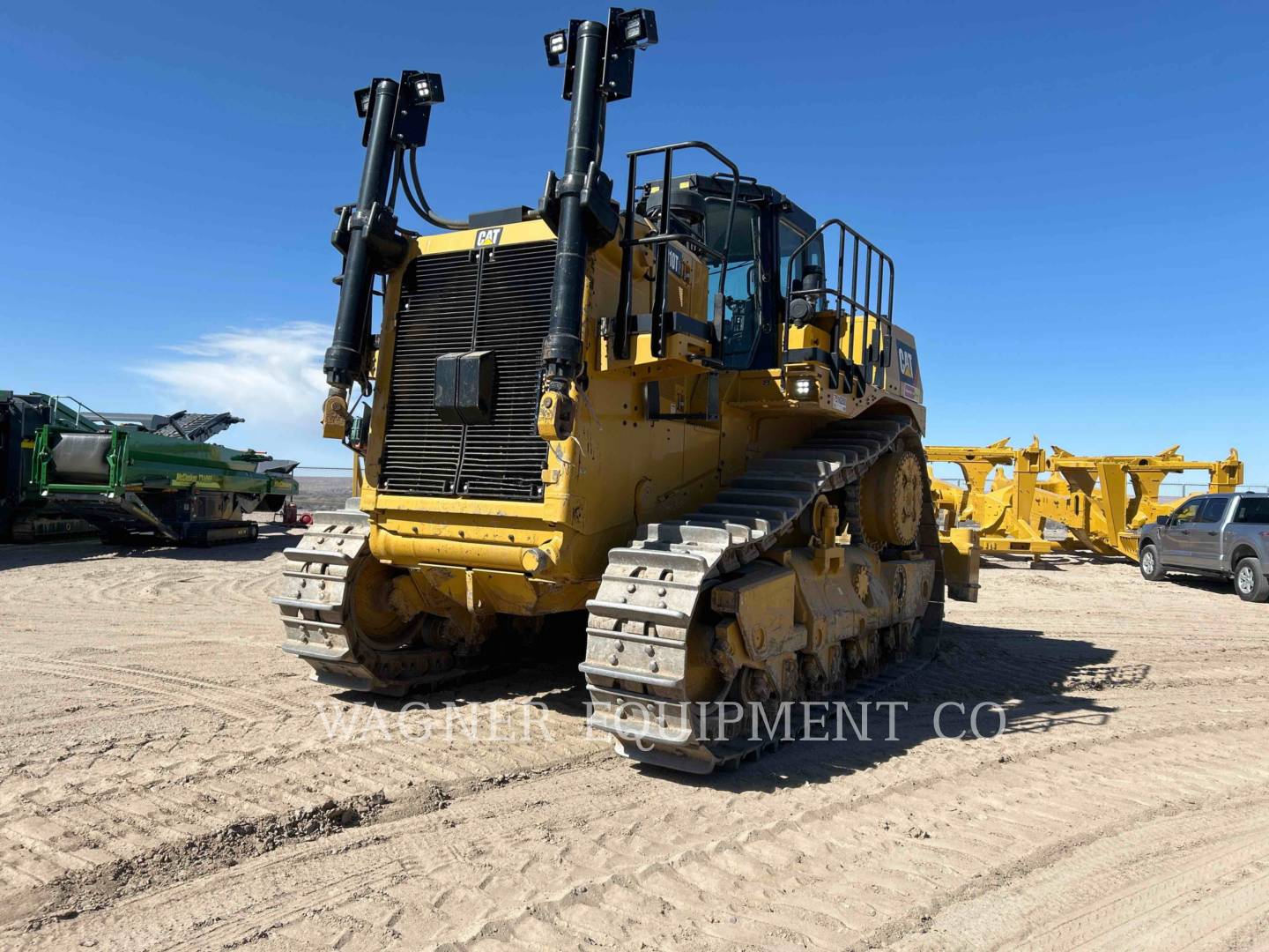 Caterpillar D10T2, 1675 hours, S/N: JJW00700, 2023
