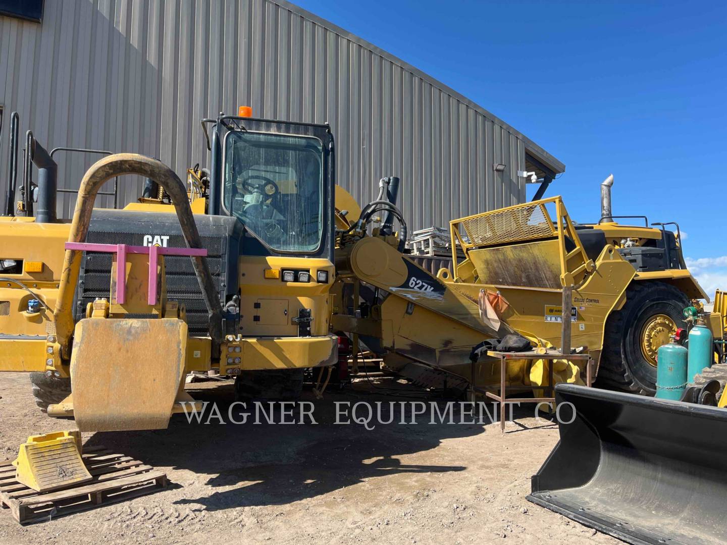 Caterpillar 627K, Wheel Tractor Scraper, 5586 hours, S/N: WTC00309, 2018