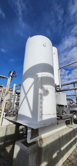 174 psi shell, 2712 psi tube, Strojon, shell & tube heat exchanger, LNG service, sweet, 2010