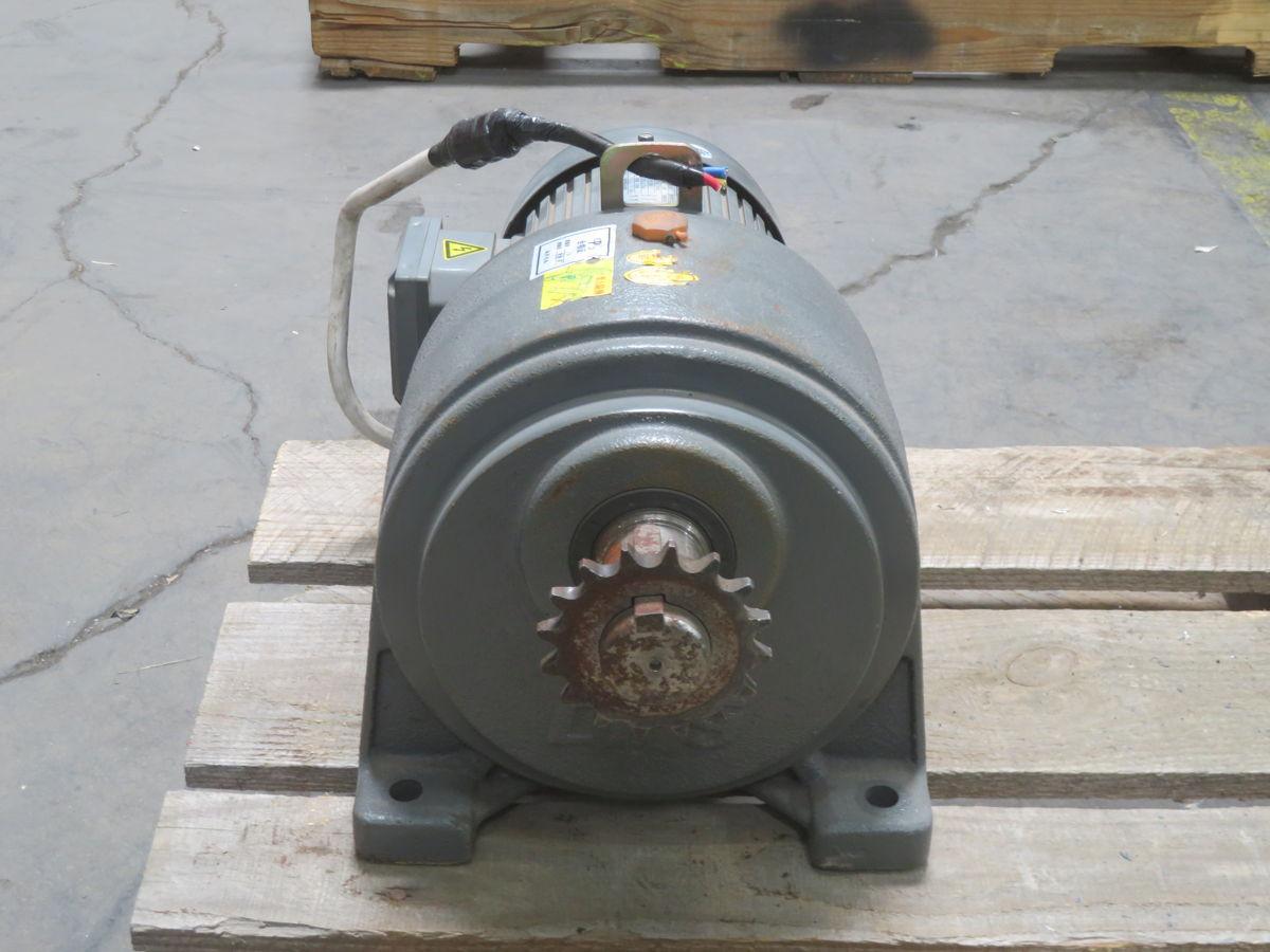1 HP 1420 RPM Cheng Pang Precision #CH-5, three phase geared motor assembly, 2019