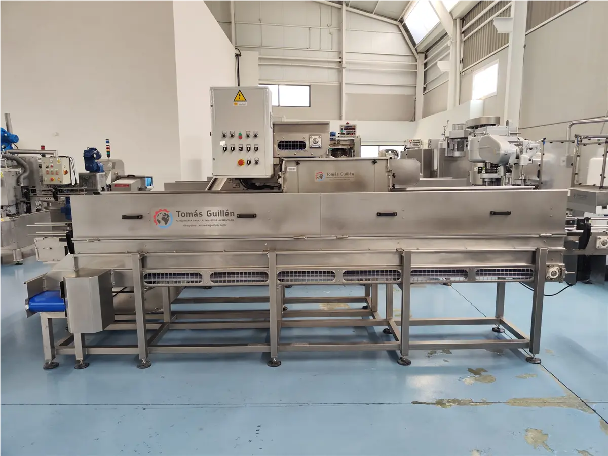Tomas Guillen, linear vibration filler for jars & cans, 1-3/16" - 7-7/8" container diameter, modular belt