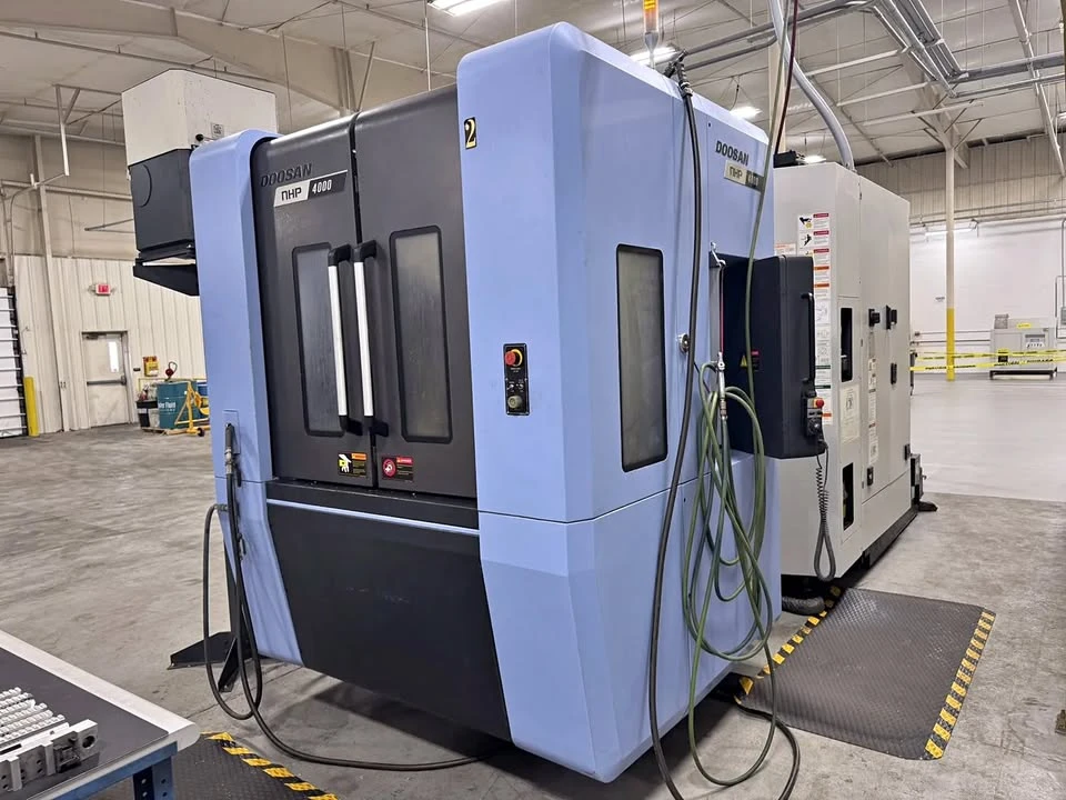 Daewoo Doosan #NHP-4000, Horizontal Machining Center, 22" X, 25.2" Y, 25.2" Z, (2) 15.7" x 15.7" pallets, 25