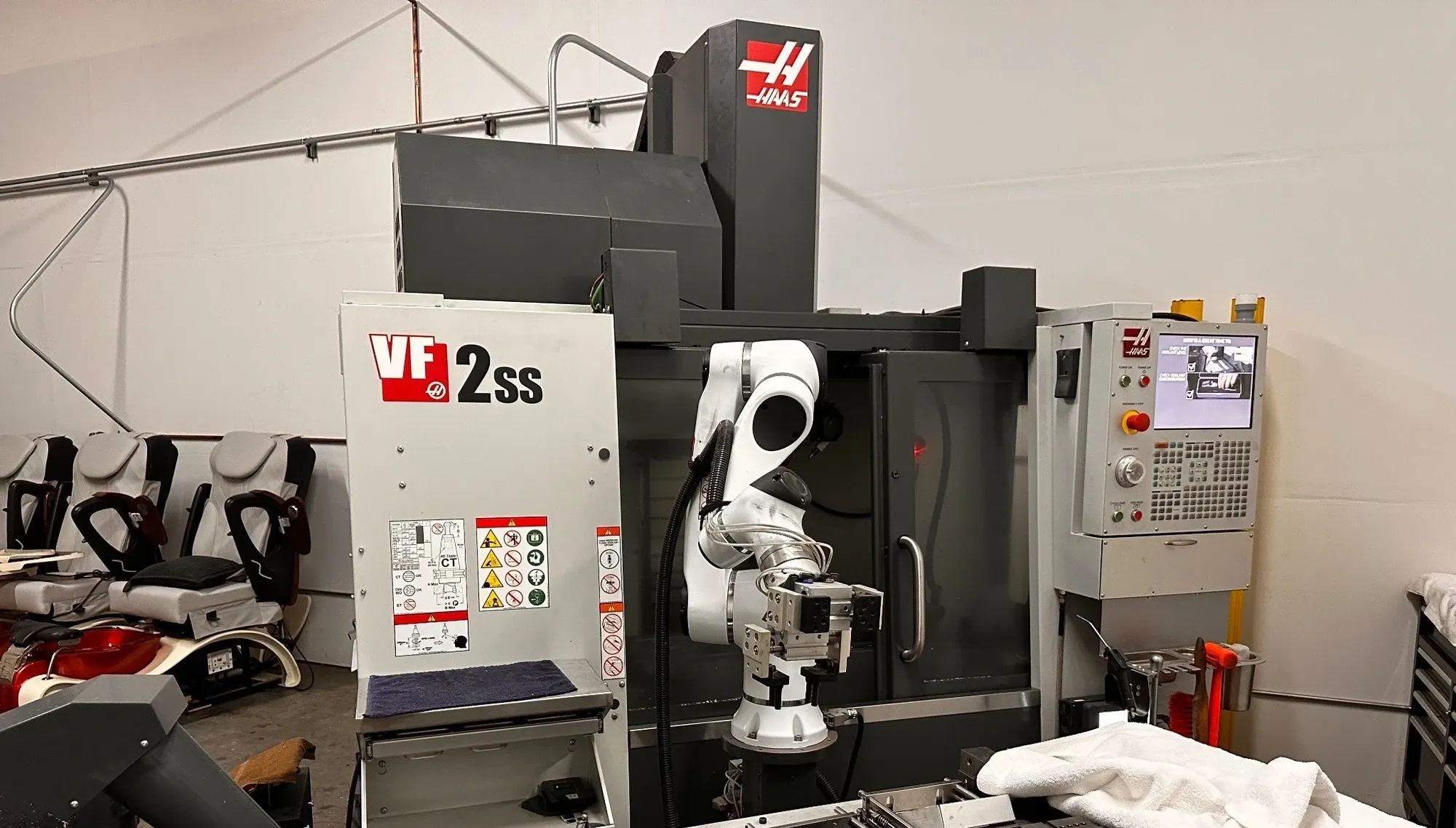 Haas #VF-2SS, CNC Vertical Machining Center, 30" X, 16" Y, 20" Z, 14" x 36" table, 30 HP, 12,000 RPM, 24