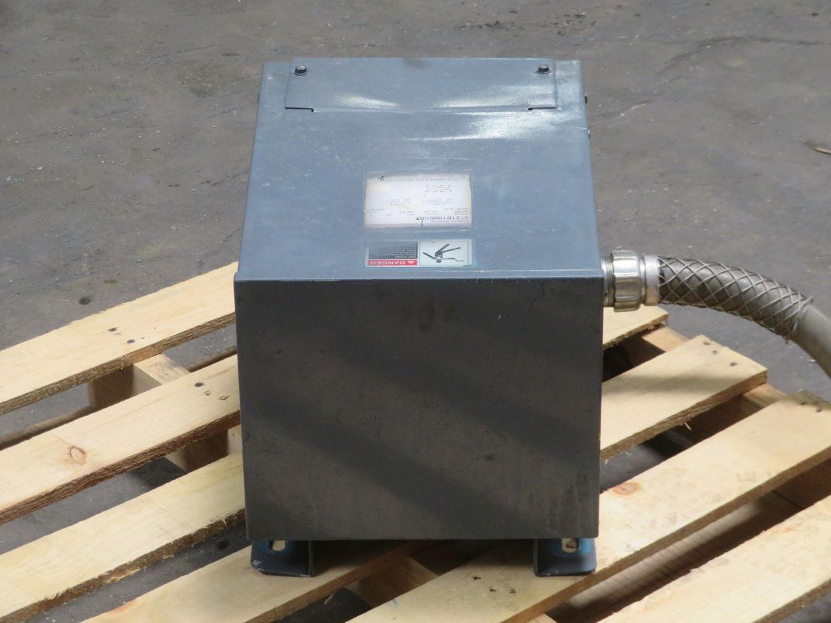 10 KVA 240/480 Primary, 120/240 Secondary, General Electric 9T21B1006G02, dry type transformer, foot mounted