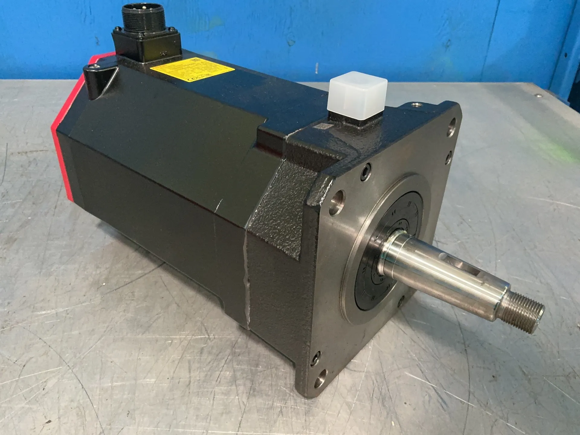 5.5 KW Fanuc #A06B-0272-B605#S000, AIS 40/4000 servo motor, 3000 RPM, 200-240 Volts, 3 phase, 50/60 Hz., 2023