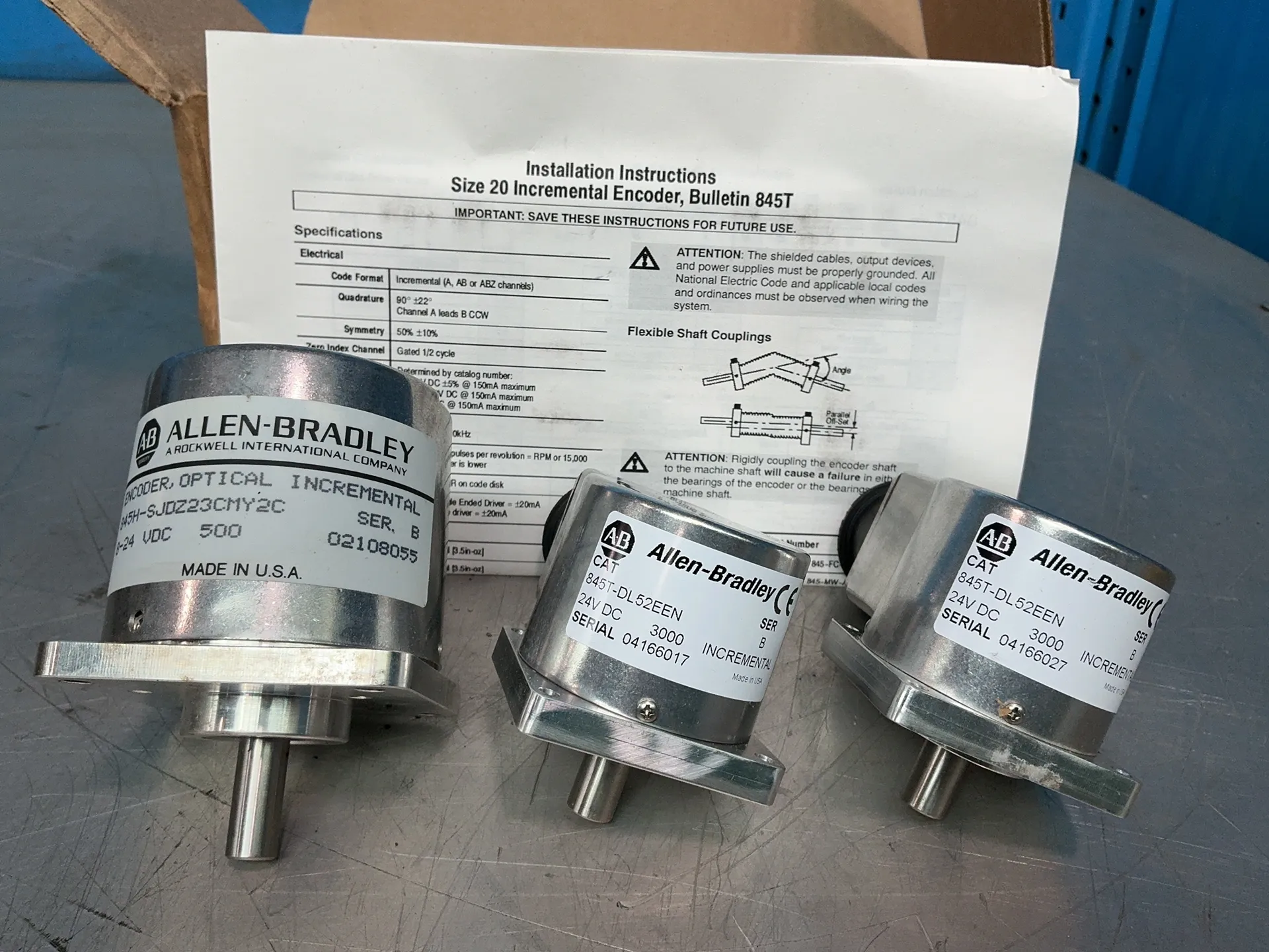 Allen-Bradley #845T-DL52EEN/845H-SJDZ23CMY2C, codificadores ópticos incrementales, 24 V. CD, LOTE de 3