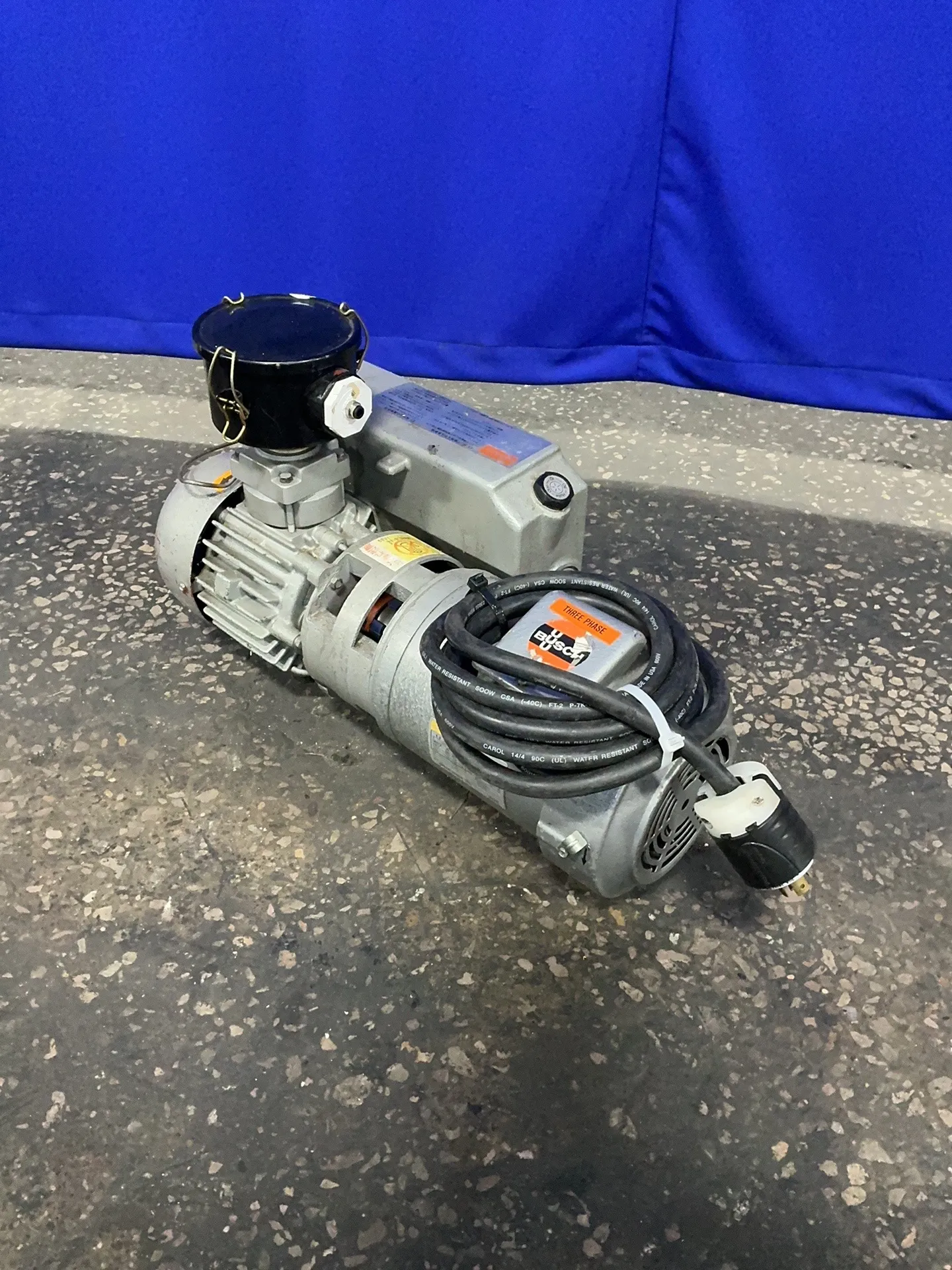 Busch #RA0025-J, vacuum pump, 1.1 KW, 1730 RPM, 5.6 amp, 200/220 V., 3 Ph., 60 Hz., 1996