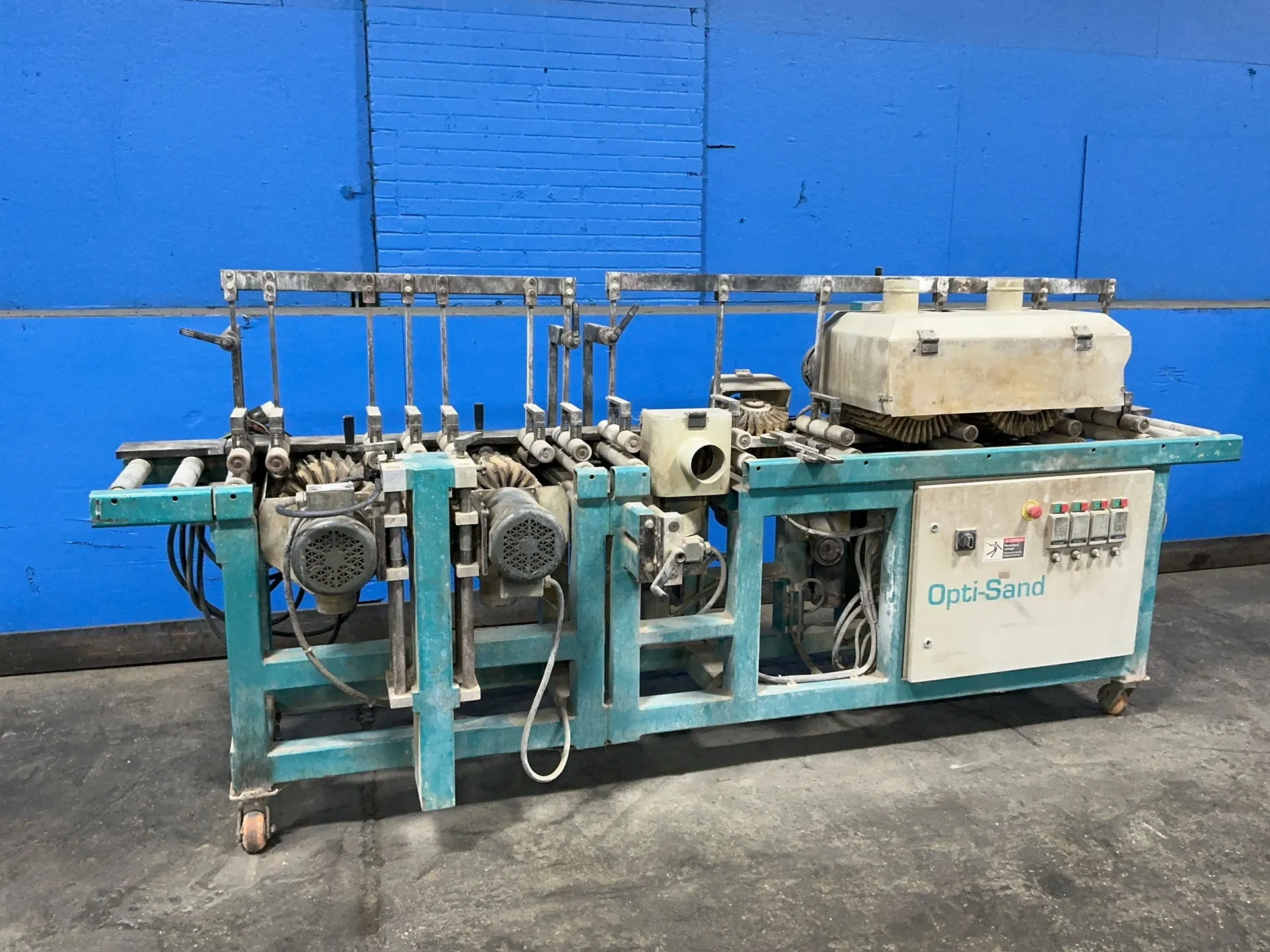 Opti-Sand, lijadora de cepillo y perfil de moldura, capacidad de 16" x 128", 1 HP, 1160 RPM, 230/460 V., 3 Ph., 60 Hz.