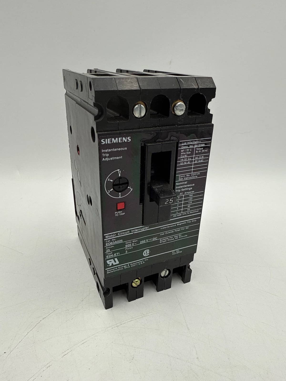 25 Amps, ITE #ED63A025, Circuit Breaker, 3-Pole, 600 Volts, Bolt-On (2 available)