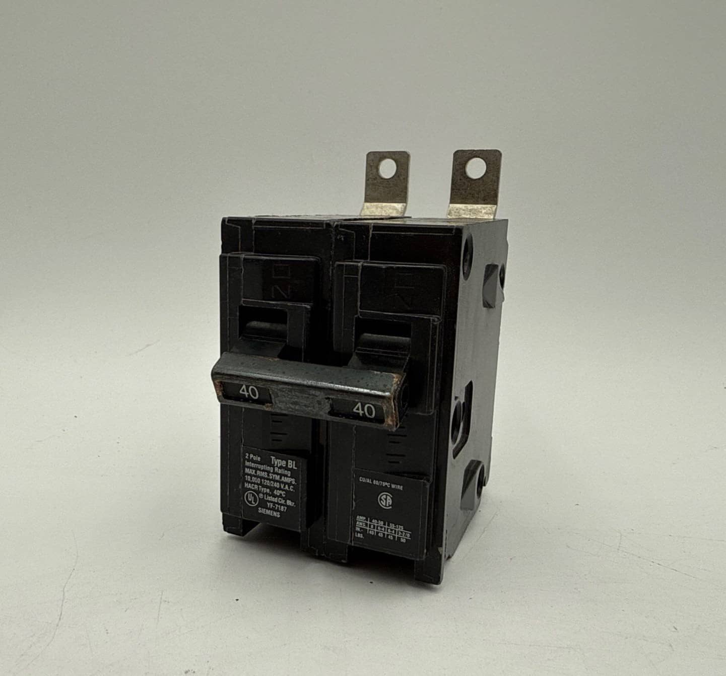 40 Amps, Siemens #B240, Circuit Breaker, 2-Pole, 240/120 Volts, Bolt-On