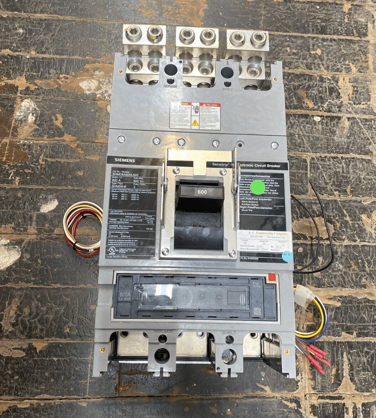 600 Amps, Siemens #SHMD6A600LSIH, Circuit Breaker, 3-Pole, 600 Volts, LSI, Shunt Trip, 65kA, Bolt-On