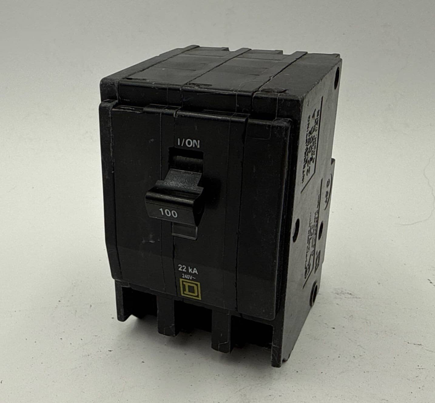 100 Amps, Square D #QO3100VH, Circuit Breaker, 3-Pole, 240 Volts, 22kA