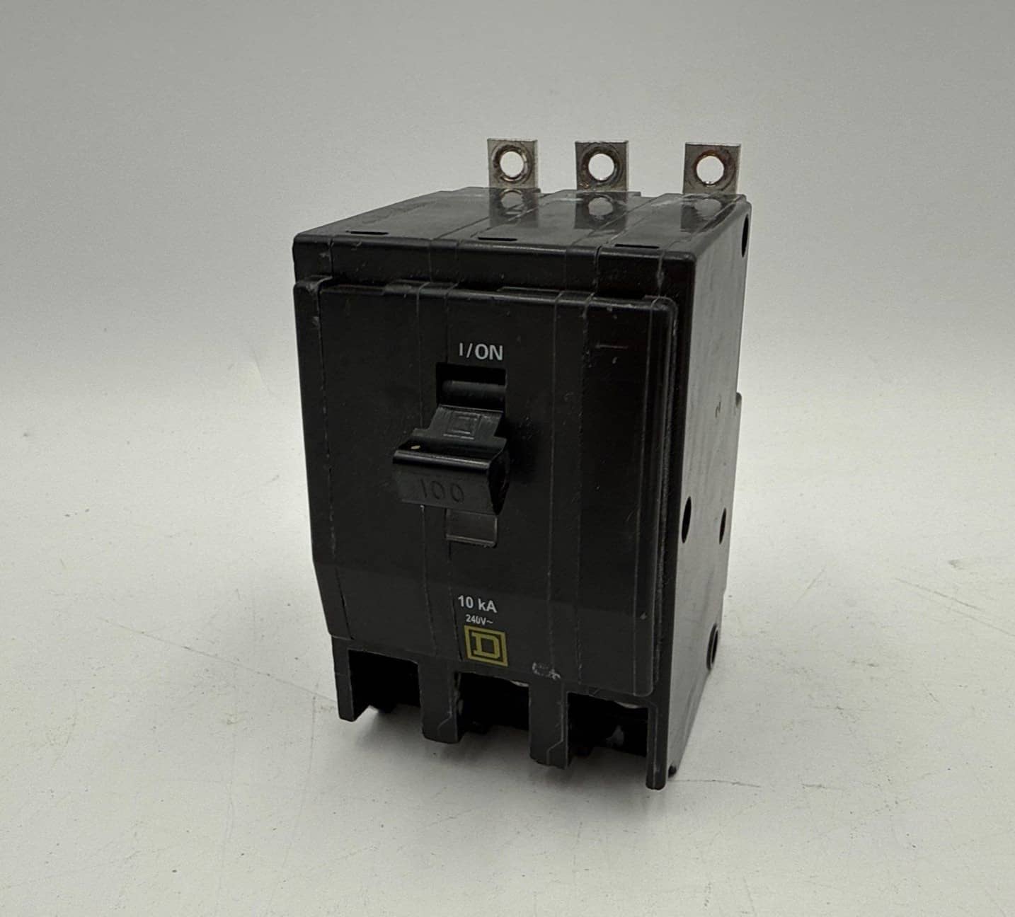 100 Amps, Square D #QOB3100, Circuit Breaker, 3-Pole, 240 Volts, Bolt-On (2 available)