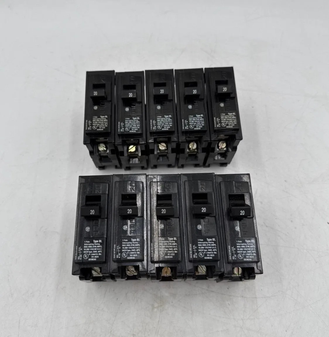 20 Amps, Siemens #B120, Circuit Breaker, 1-Pole, 240/120 Volts, LOT of 10