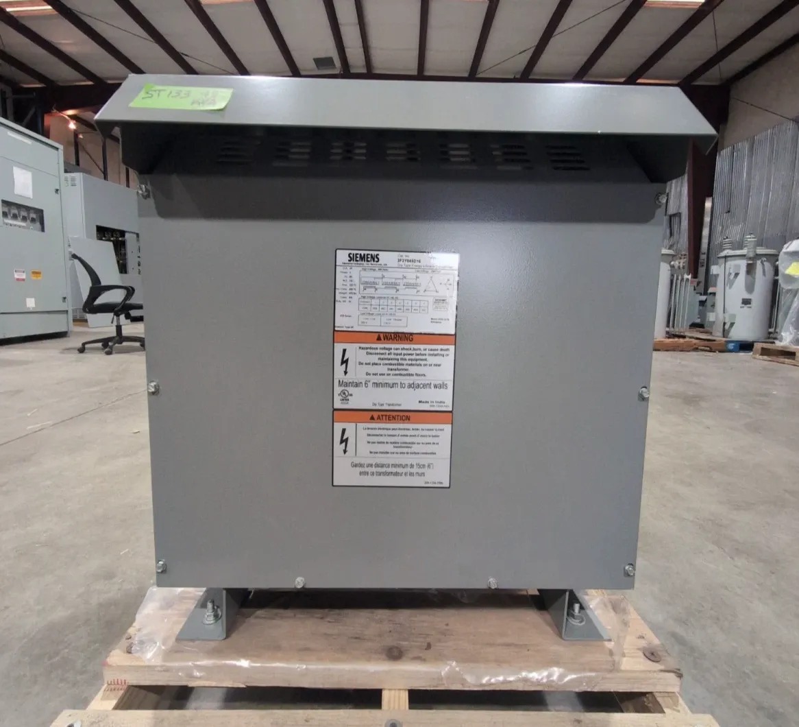 Transformador tipo seco de 45 KVA, primario 480, secundario 208/120, Siemens #3F3Y045D16, 3 fases, NEMA 3R, NUEVO