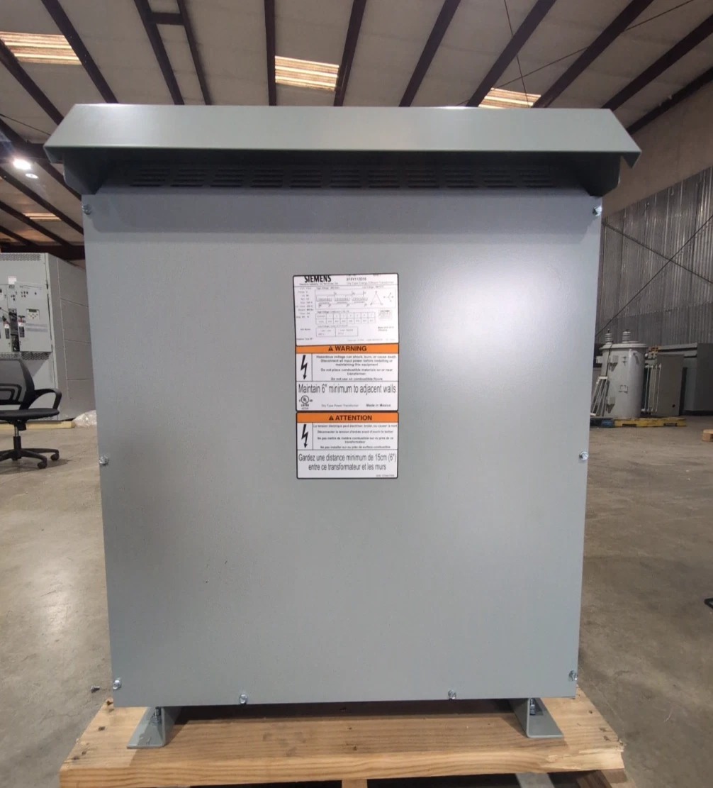 Transformador tipo seco de 112.5 KVA, primario 480, secundario 480Y/277, Siemens #3F5Y112D16, 3 fases, NEMA 3R, NUEVO