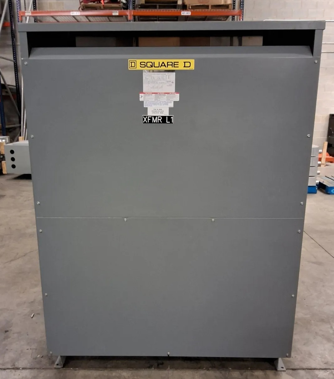 750 KVA 480 Primary, 208Y/120 Secondary, Square D #EE750T68HCU, Dry Type Transformer, 3 Phase, NEMA 1