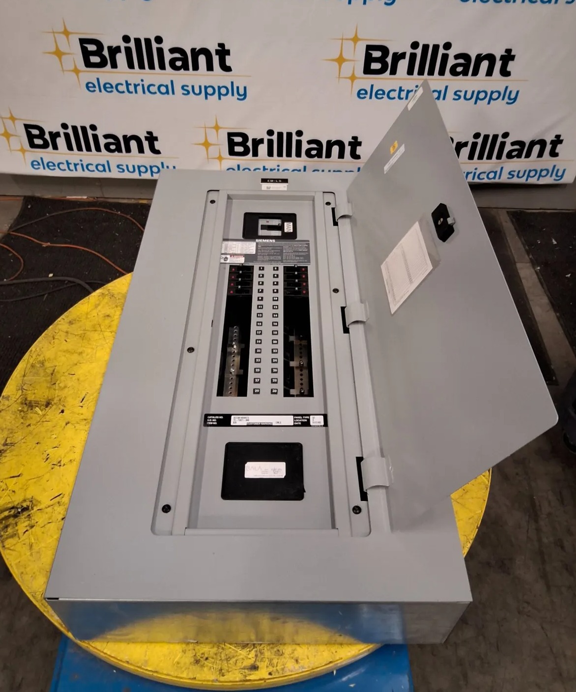 50 Amp. Siemens SEE30E4050ATS, Panelboard, 480 Volts, 3PH, 4W, MCB, 30 Cir, NEMA 1