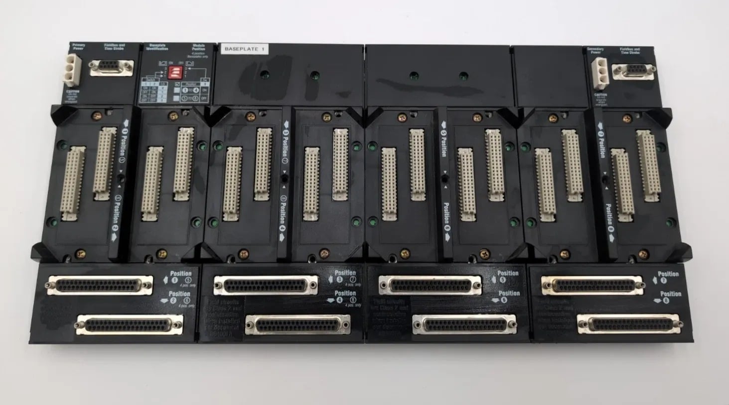 Foxboro #P0926HT, Mounting Plate for FCM Modules 8 Positions