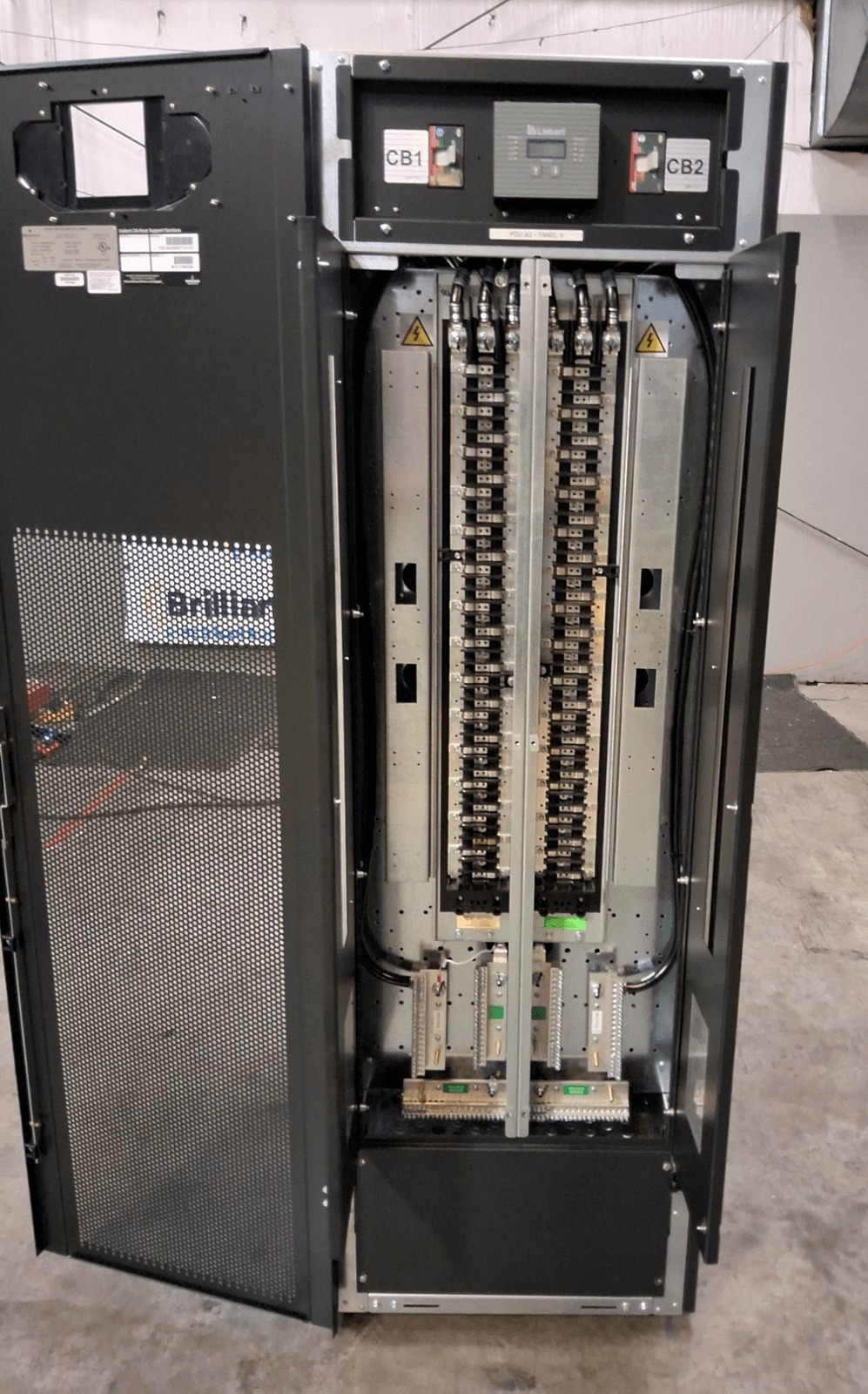720 Amp. Emerson #FDC4428SB71A143, Power Distribution Unit, 208/120 Volts, 3PH, NEMA 1