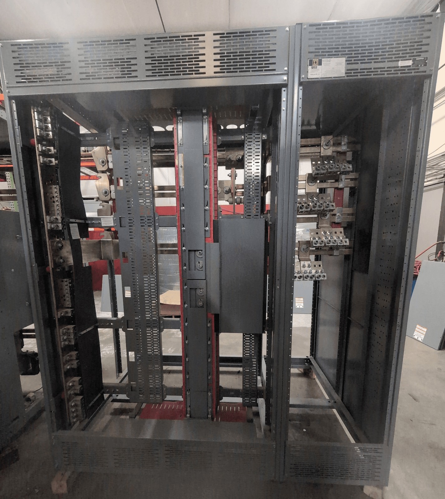 2000 Amps, Square D QED, Switchboard, 480Y/277 Volts, 3PH, 4W, NEMA 1