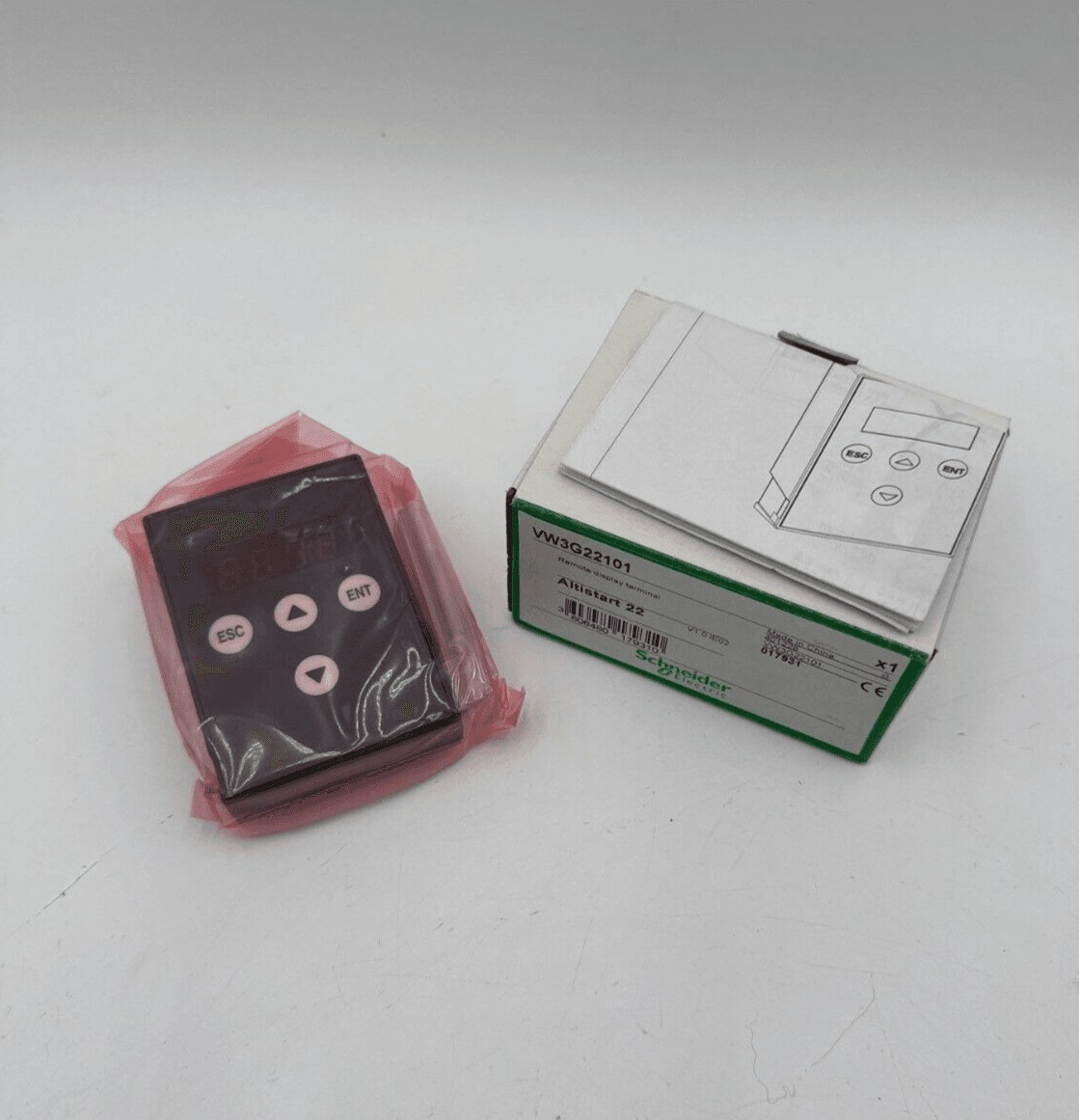 Schneider Electric #VW3G22101, Remote Display Terminal Altistart 22 For Soft Starter IP54, NEW