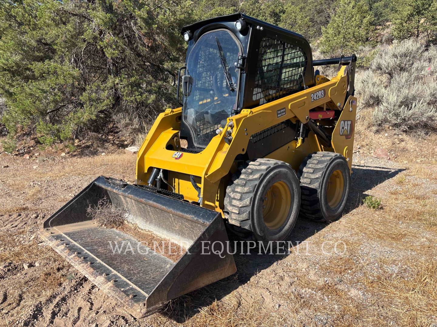 Cat 242D3, Skid Steer Loader, 421 hours, S/N: HSX01363, 2020