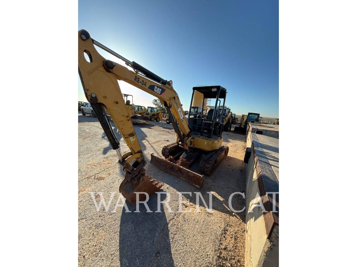Caterpillar 303.5E, 4553 hours, S/N: RKY02002, 2013