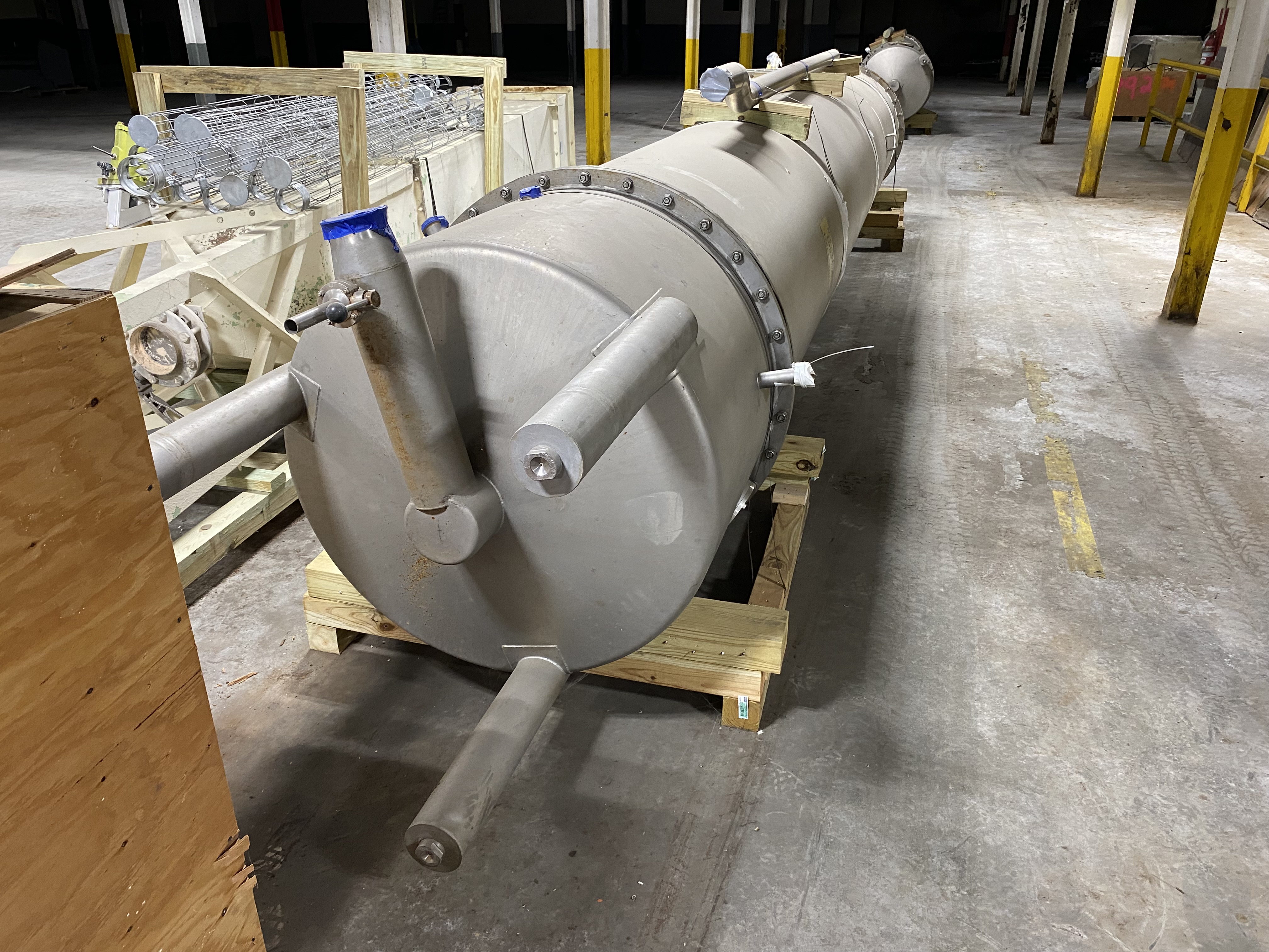 40" x 26' Aldox Deaeration Vessel, 20' internal packing, bolt-on dished heads, 4" top inlet, 4" bottom