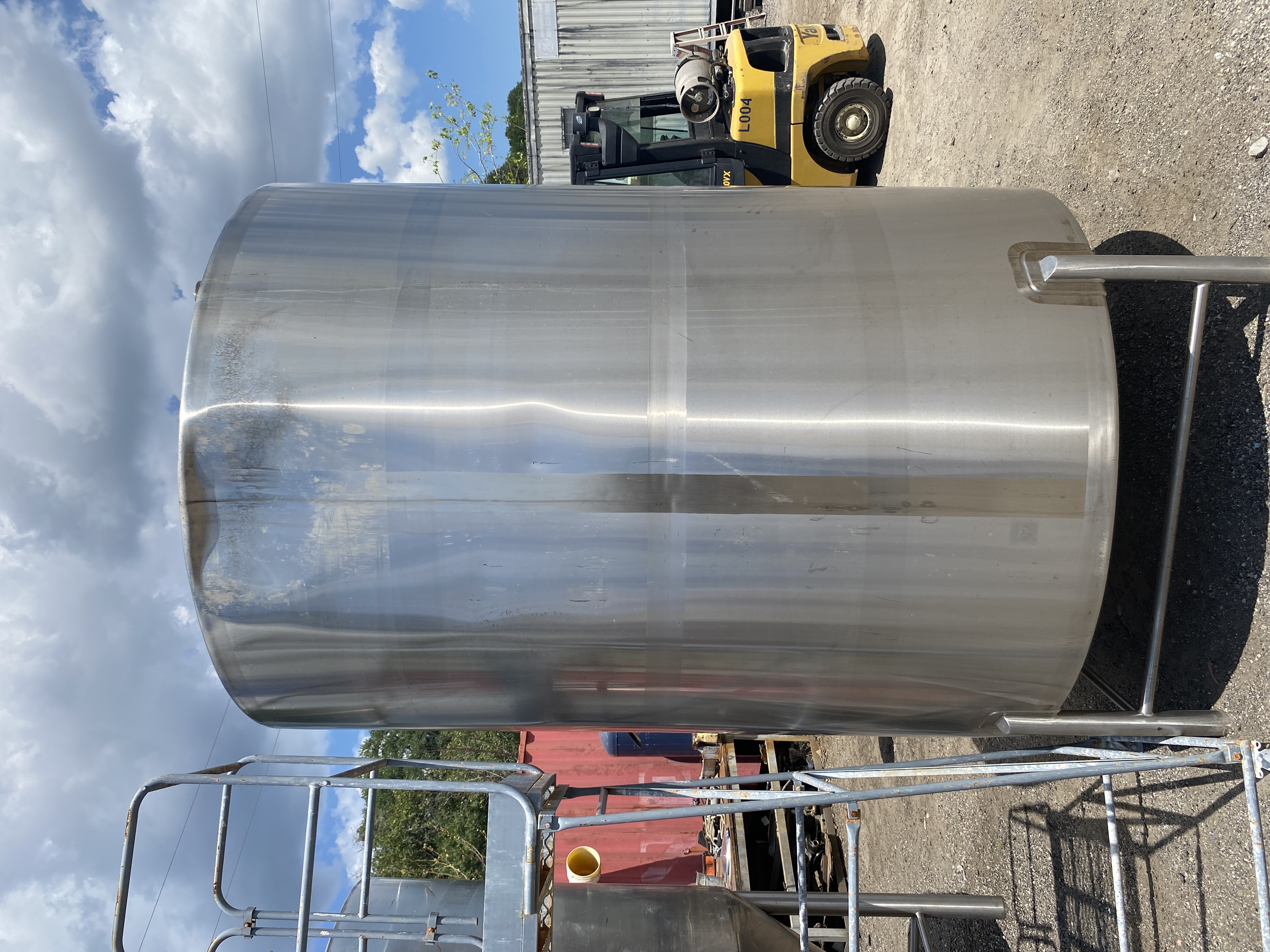 Tanque de almacenamiento sanitario de acero inoxidable de 1500 galones, 6' de diámetro x 95" de pared