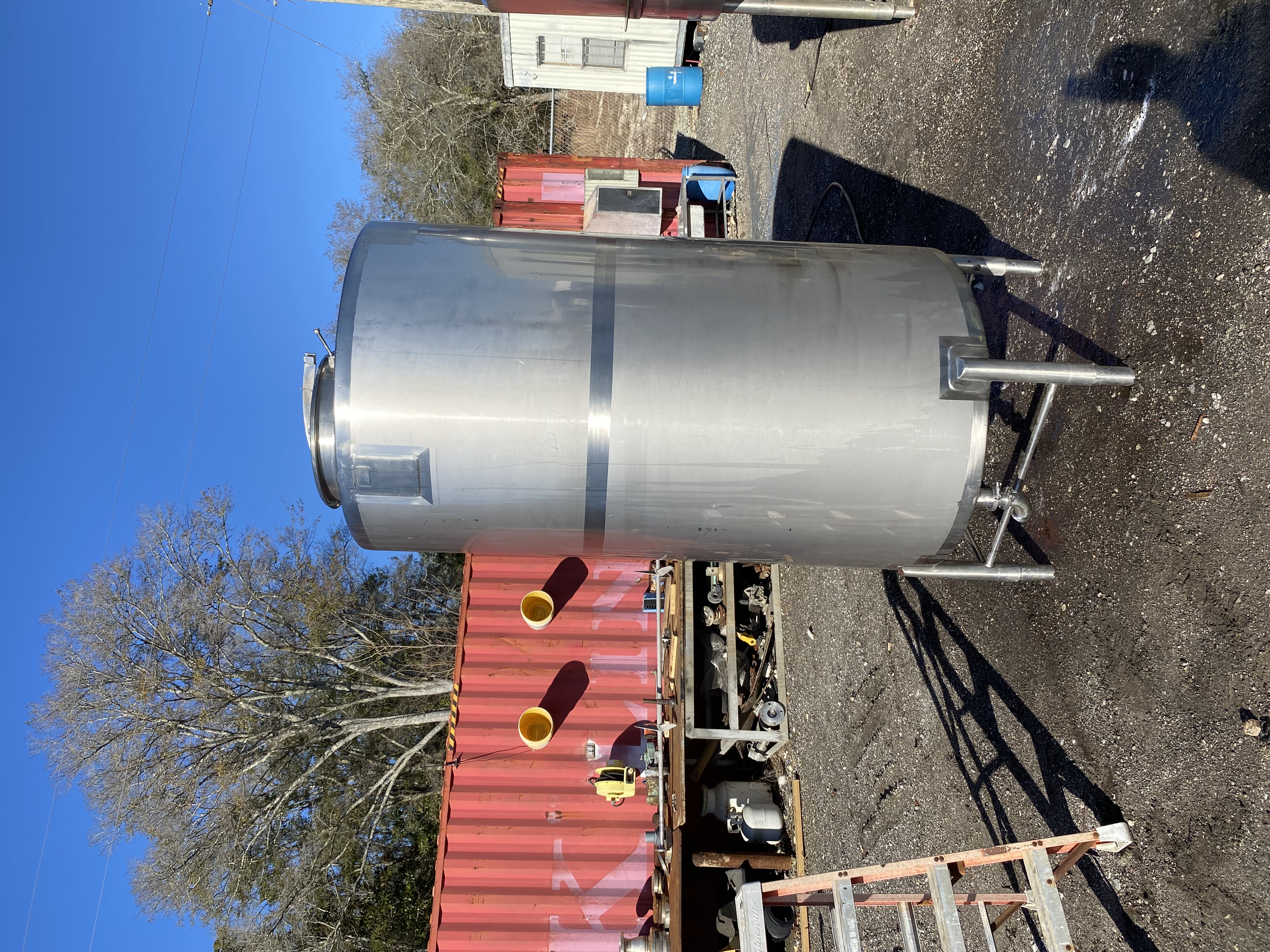 600 gallon BCast, 304 Stainless Steel Sanitary Vertical Tank, 47" diameter x 80" straight side, sloped