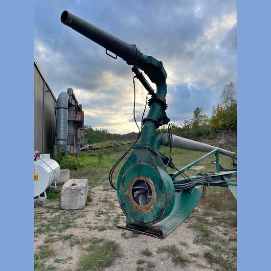Husky Farm Equipment #Tiger-Lagoon-Pump, Bomba de estiércol líquido tipo remolque, 32' de largo, 3600 GPM